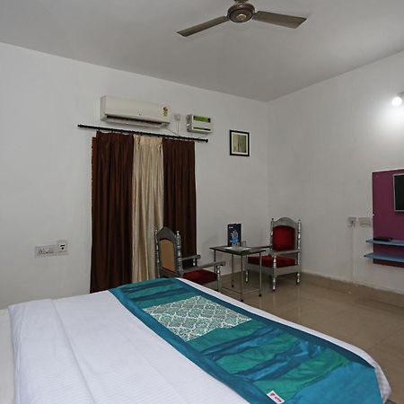 OYO 4110 Miskys Guest House Bhubaneswar Eksteriør bilde